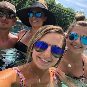 Meet your Posher, Johnny